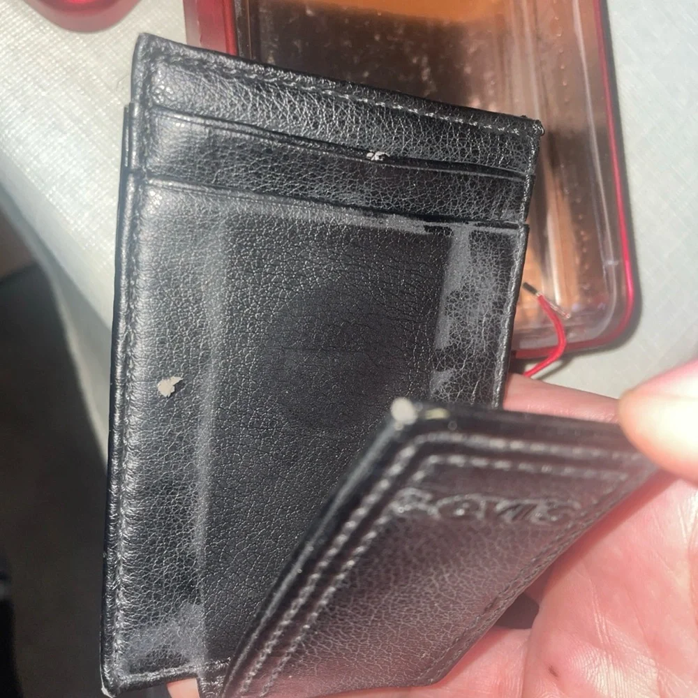 Nwt Levi’s Men’s Black Leather Wallet Magnetic W License Protection Clear W Box